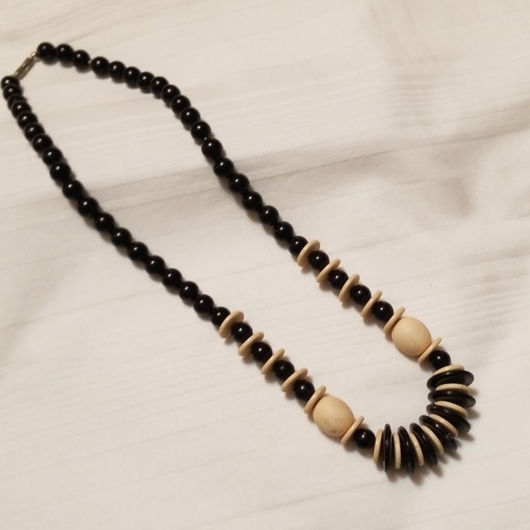 Black Natural Bead Necklace - Picture 3 of 5